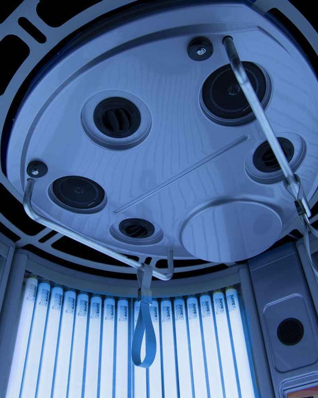 detail shot Ultrasun tanning bed i9