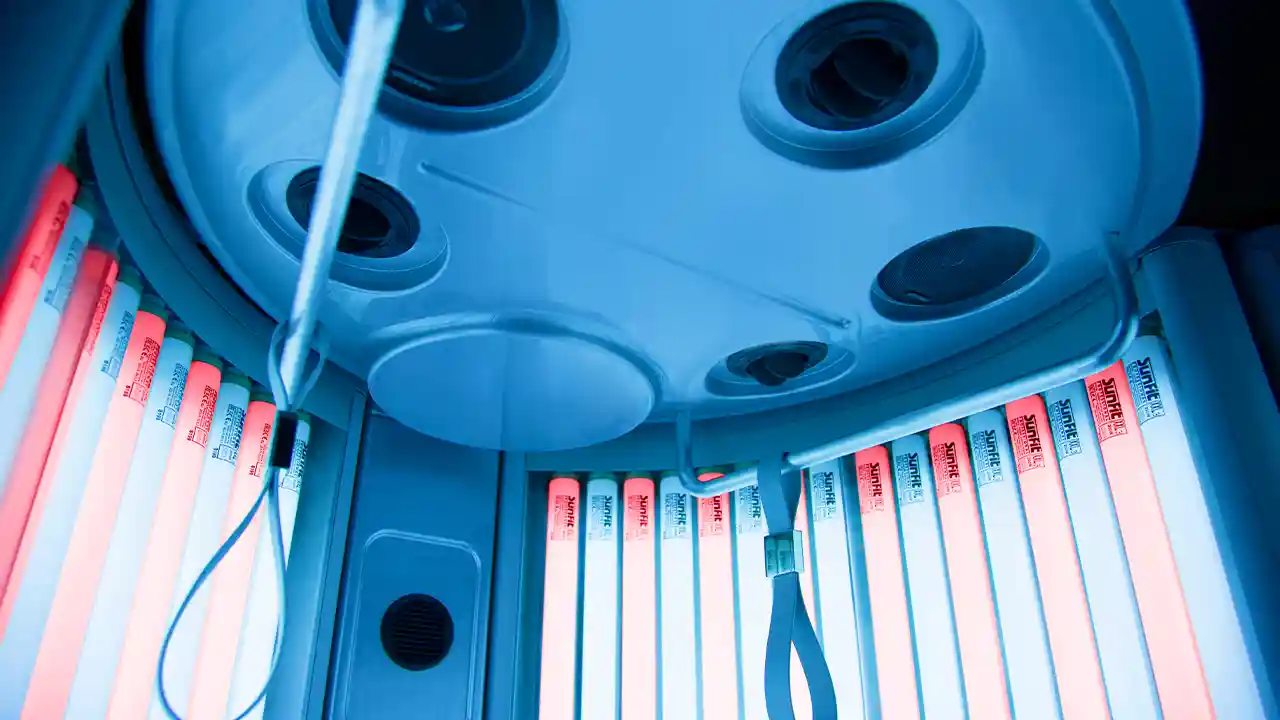 Ultrasun E7 TopCooler with hybrid lamps